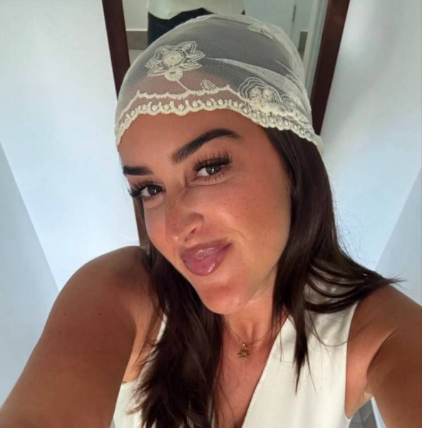 Alma, 41, Agio Domestio