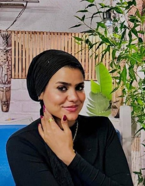 Farida, 35, LA