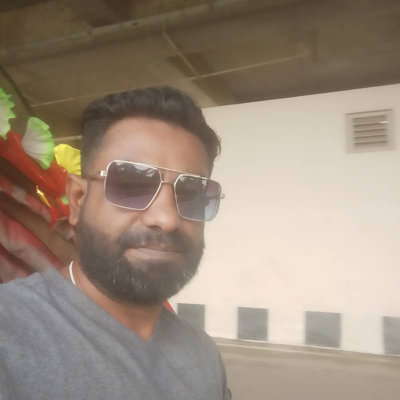 mdataur, 30, Nigeria