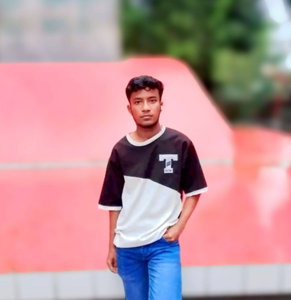 Md Nahid, 22, Caravaggio