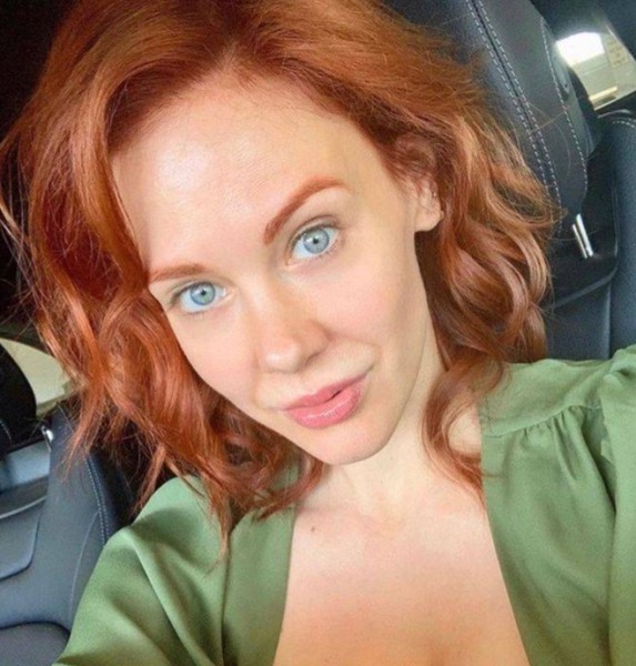 Millicent, 41, Iran