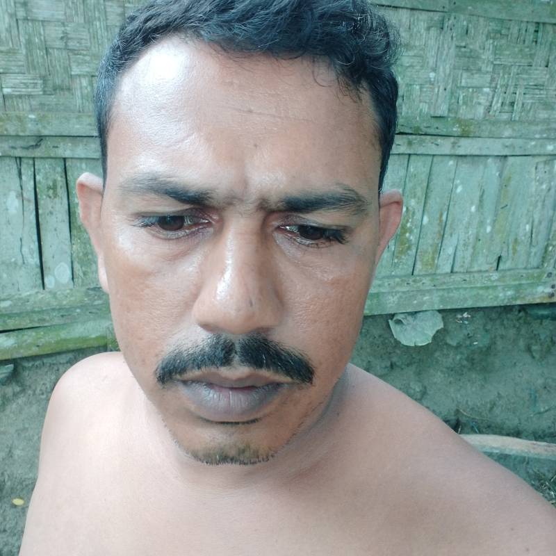 Ismail, 34, Gunjur