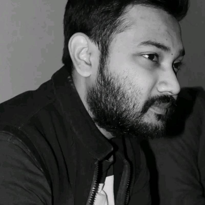 Anik, 26, Brazilian