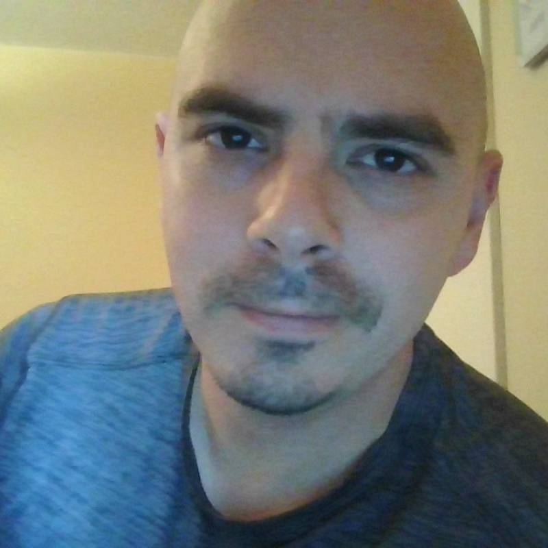 Scott, 37, Lowshan