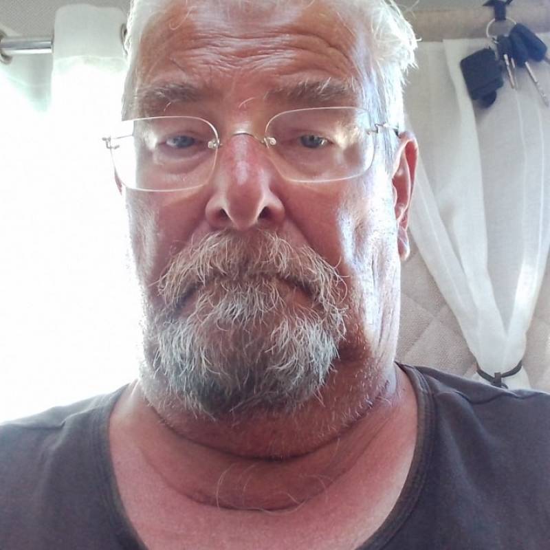 John, 61, Dirba