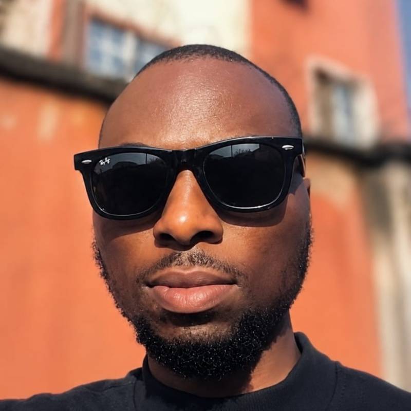Prince, 41, Malta