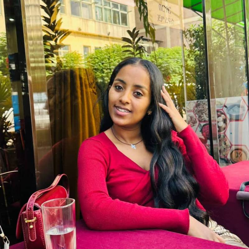 Sofia Johnna, 24, Tin