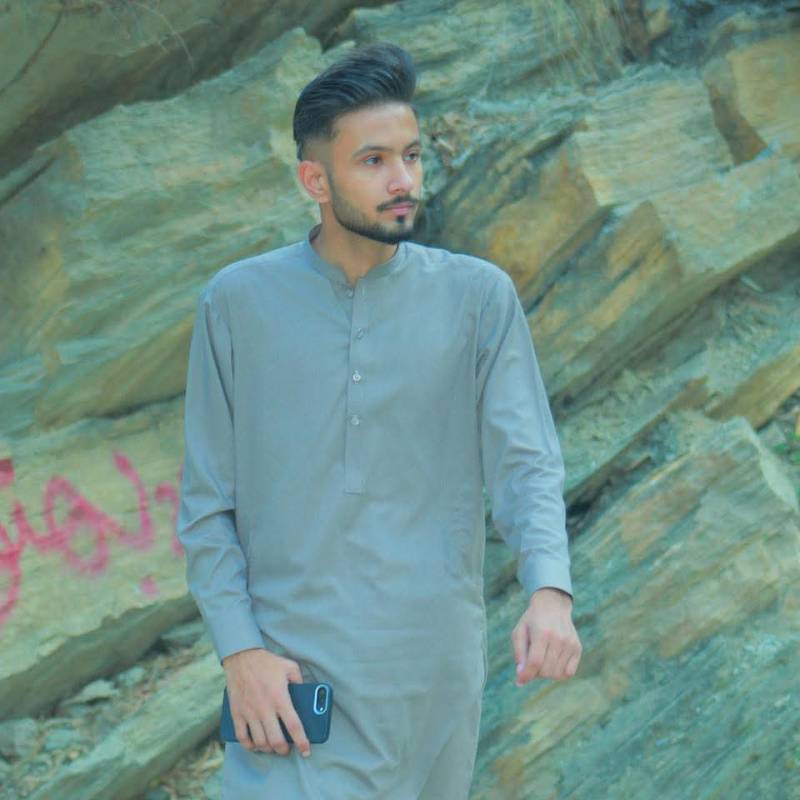 Umarfarooqkhan, 26, Naysar