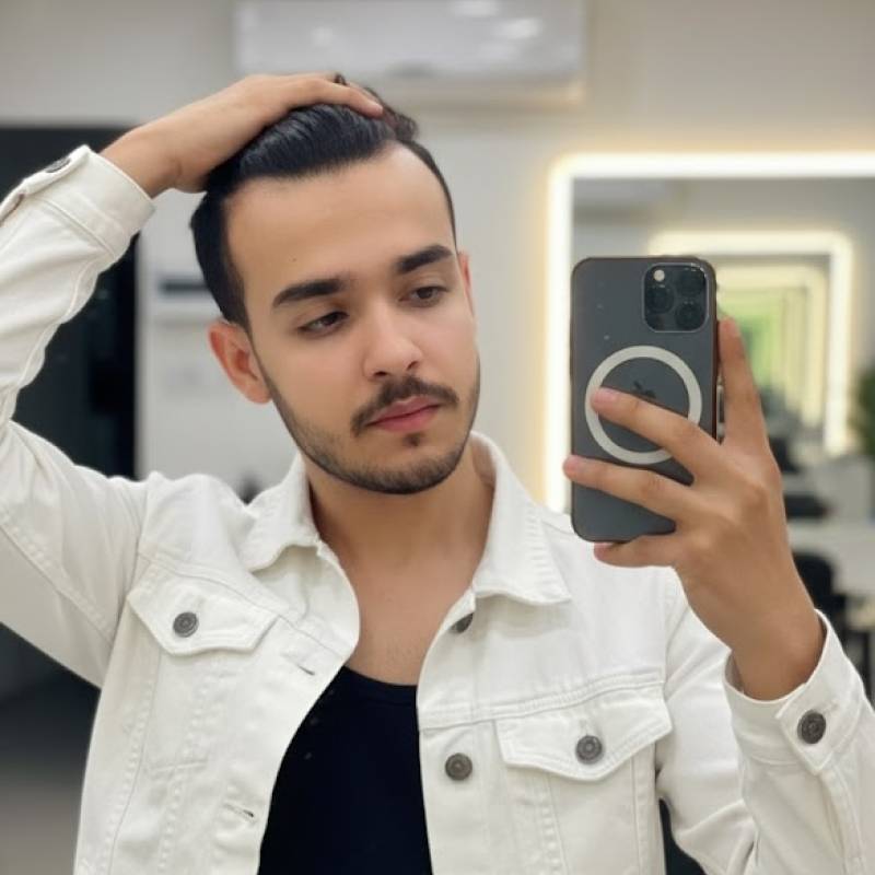 Nabil, 28, Yemen