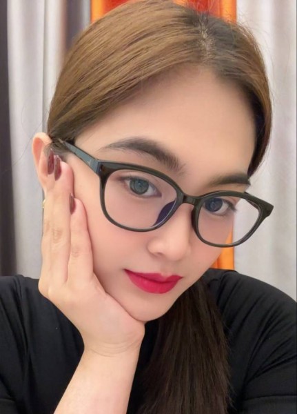 Penelope, 32, Nsawam