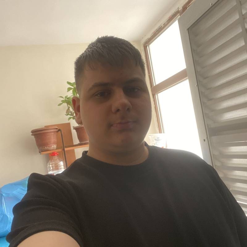 eren, 18, Gjilan