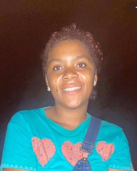 Thine, 30, Madagascar