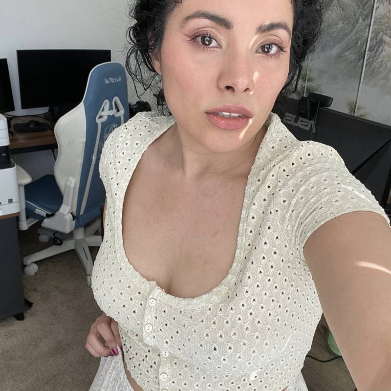 Celestine, 25, Salempur