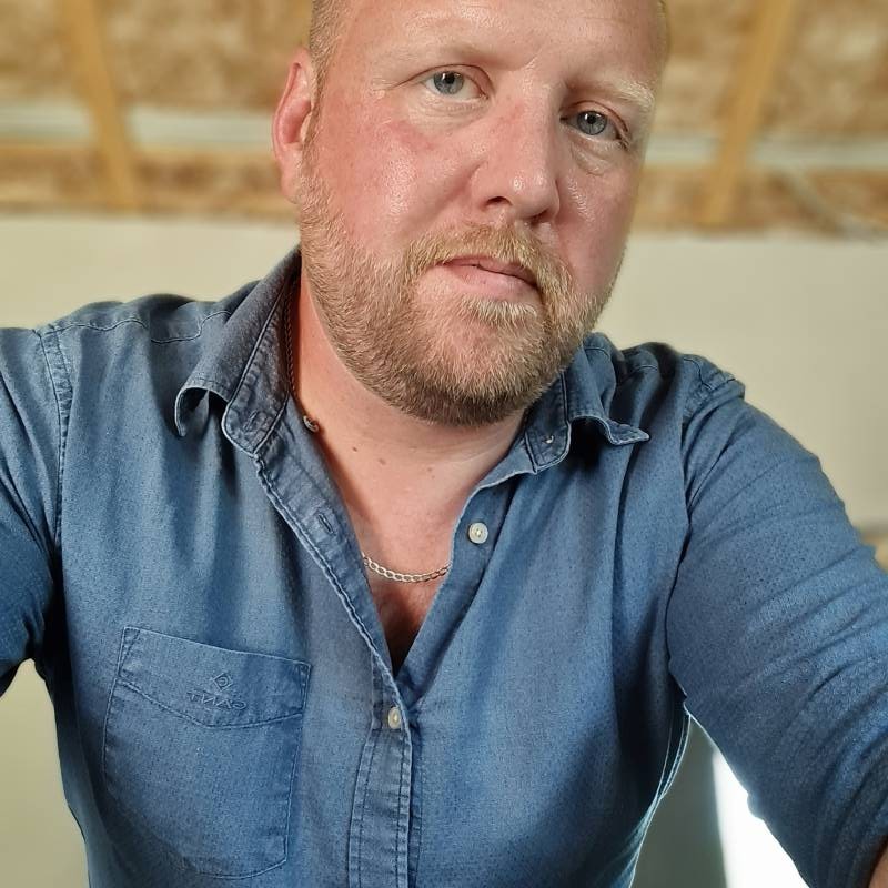 Verner, 43, Kapsabet