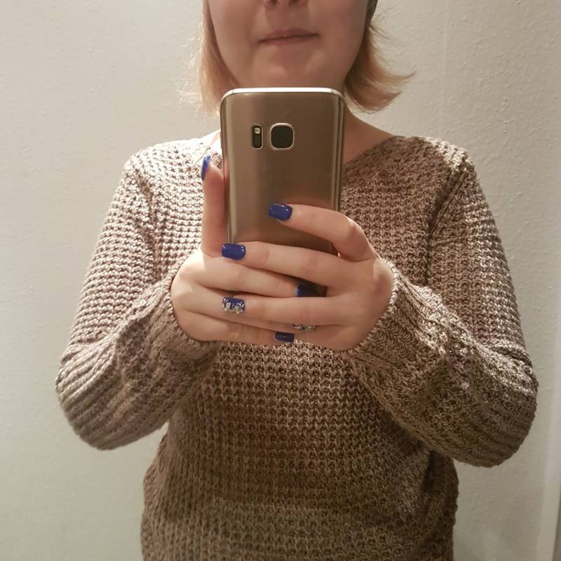 Elina, 27, Sahave