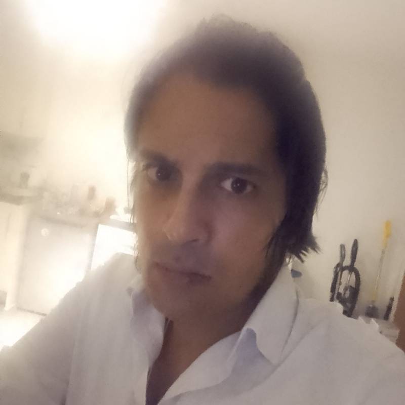 Aziz, 42, Bangla Hindi Malaysia Spen Singapur