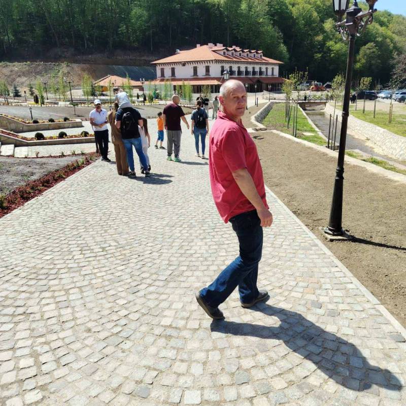 Perica, 48, Bekasi