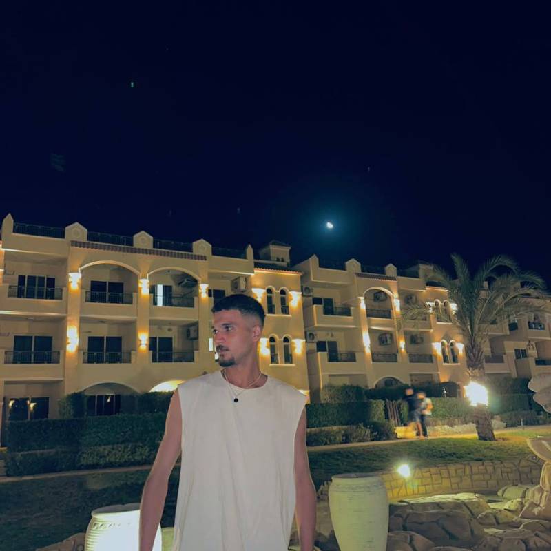 Eslam, 27, Dhaka Jatrabari