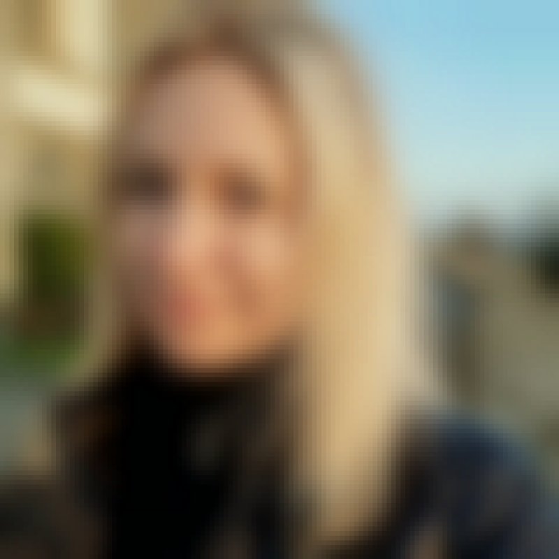 Laura, 35, Alcbd
