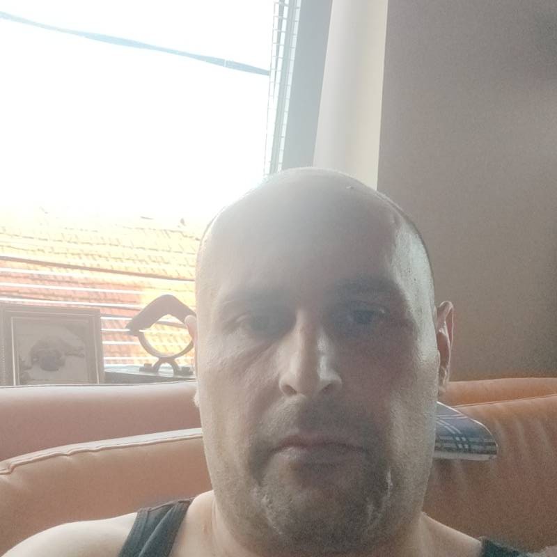 Nenad, 43, Darlington