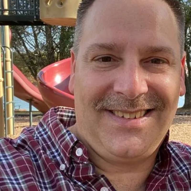 Ross, 61, Sbiba