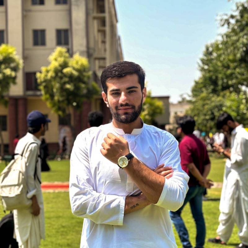 Shazaib, 18, Olesno