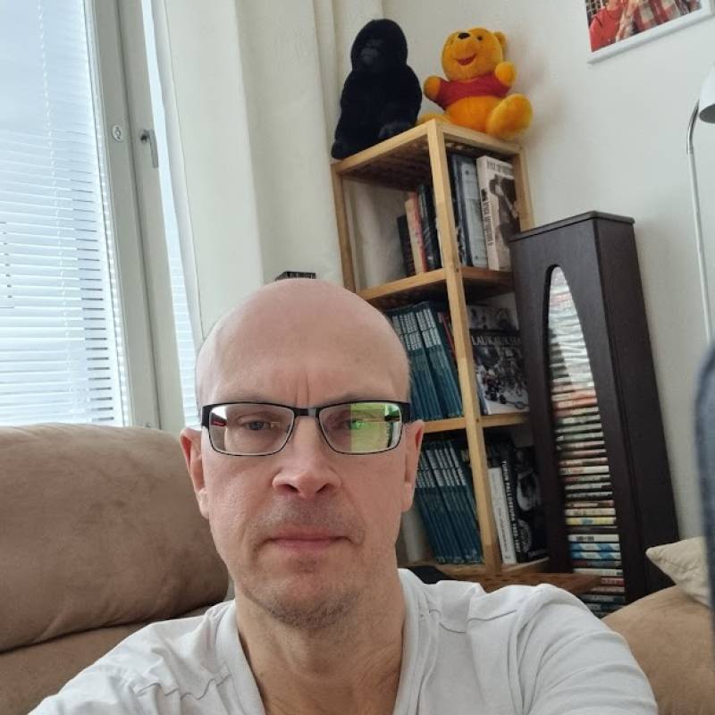 Juha, 55, Daphne