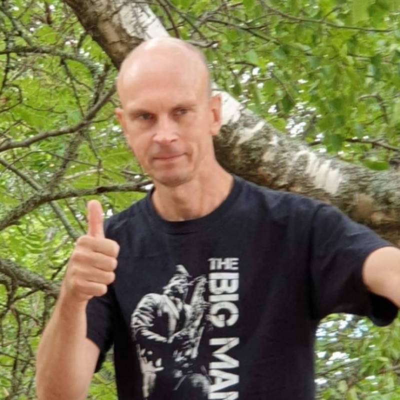 Juha, 55, Finland