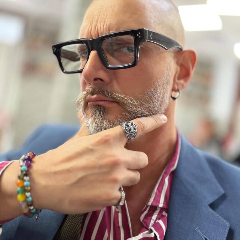 Mike, 52, Sri Lanka