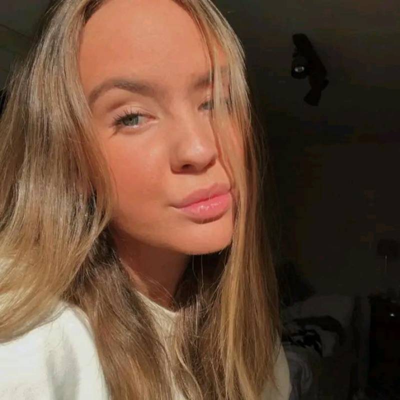 Hanna löfgren, 32, South America