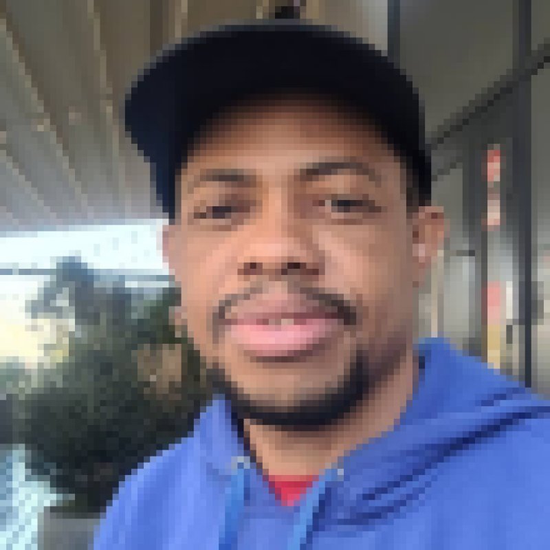 Lucky, 40, Palod