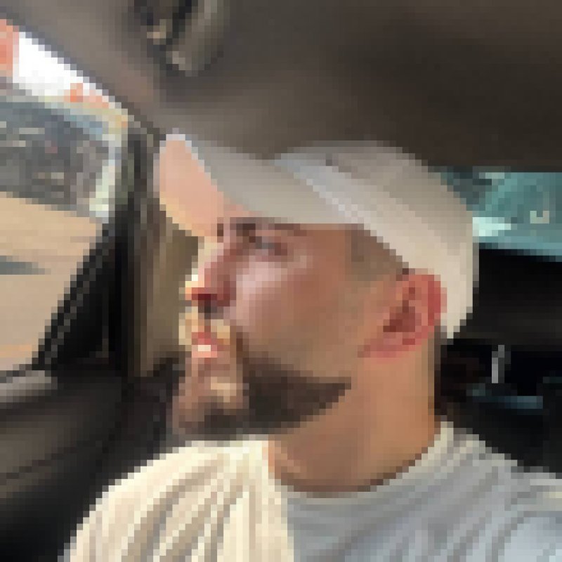 Luka, 30, Switzerland