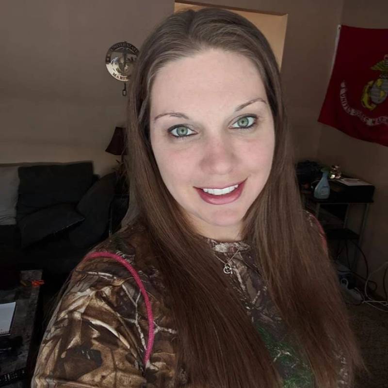 laura, 38, Pitesti