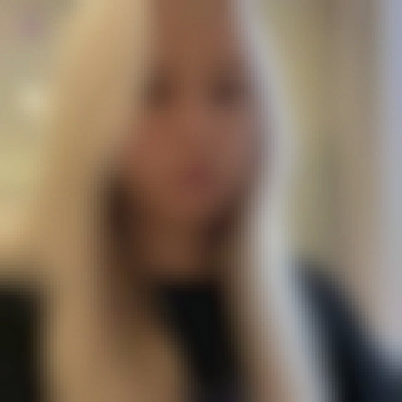 alina, 27, Australia