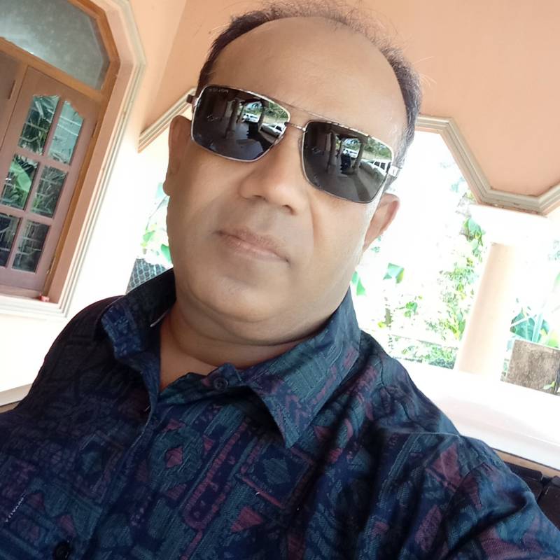 Vidura, 52, San Leonardo