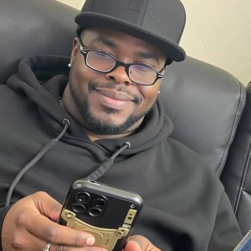 Darker Brother, 49, Olen