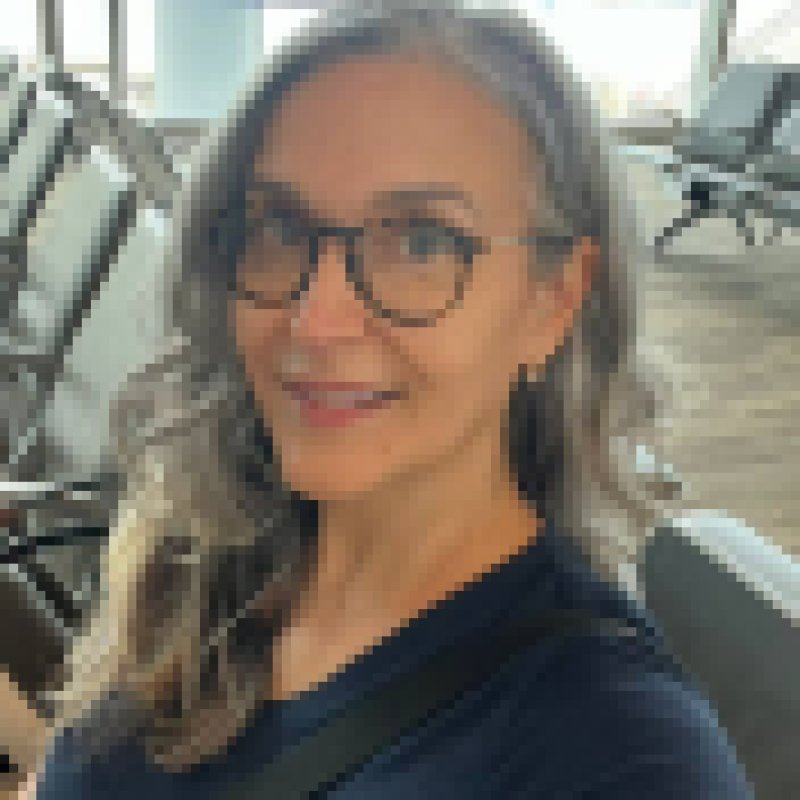 Angela, 35, Bennane