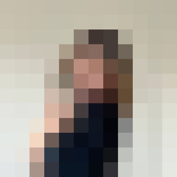 Riley is, 27, Kavla