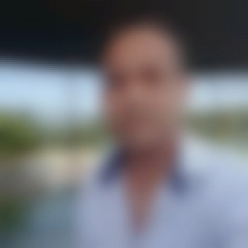 Ahmed, 50, Moda