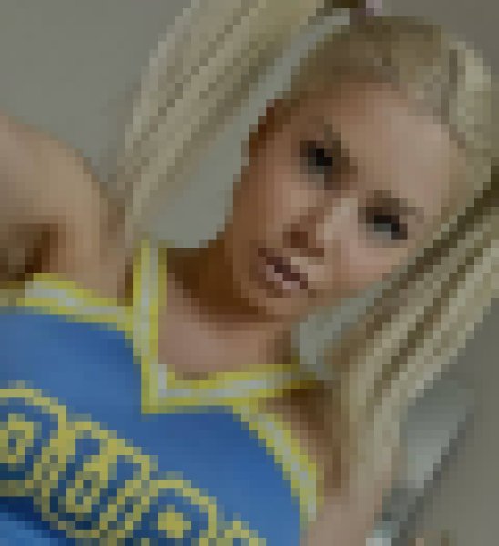 Laura, 26, Zrizer