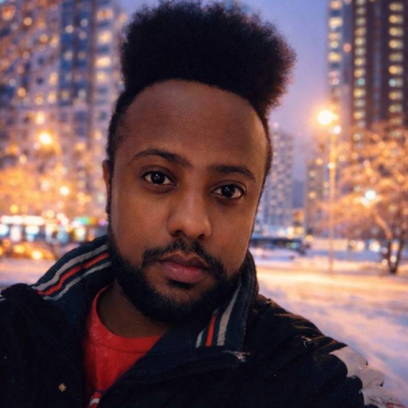 Markos Des6, 35, Mohlanapeng