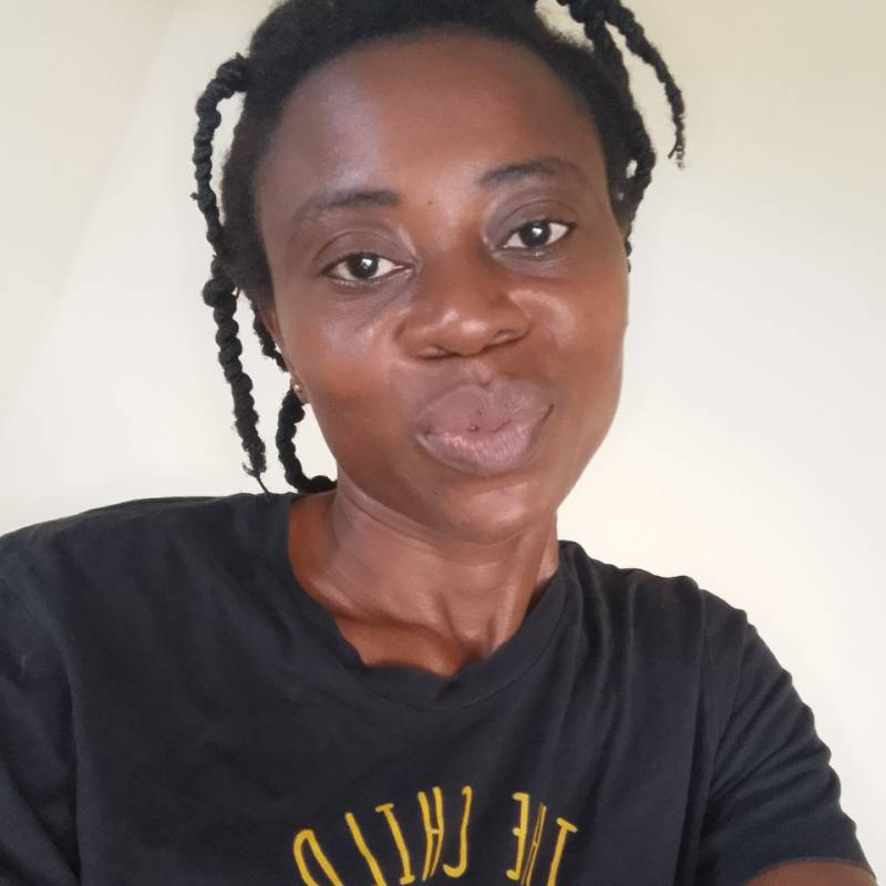 Nana, 34, Berchha