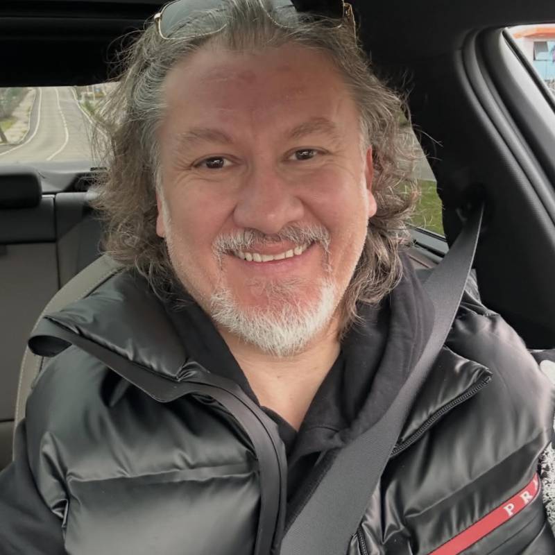 Graham, 44, Alabuka