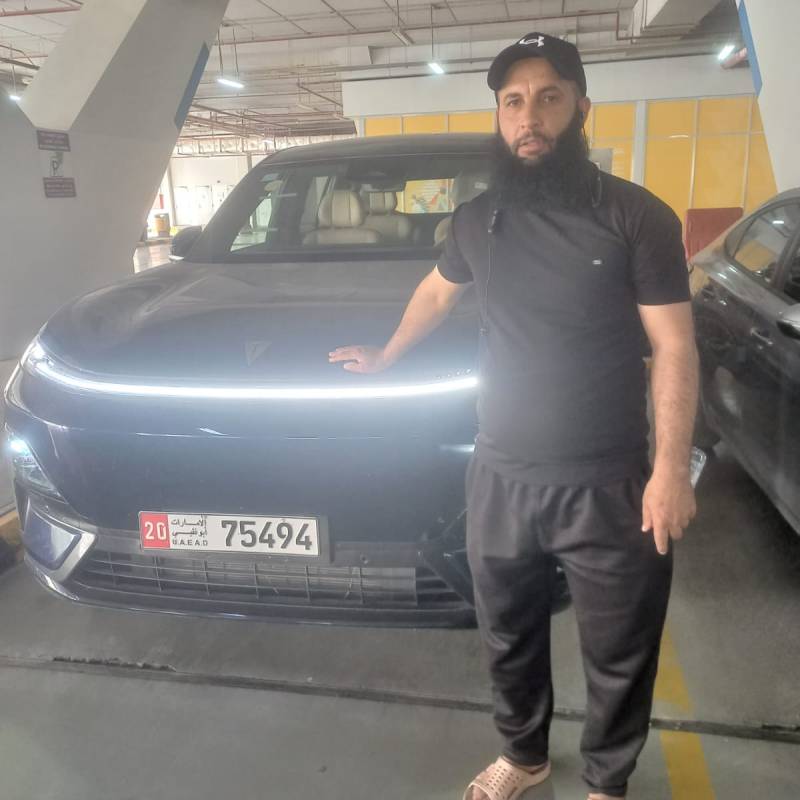 NOOR KHAN, 40, Pehcevo