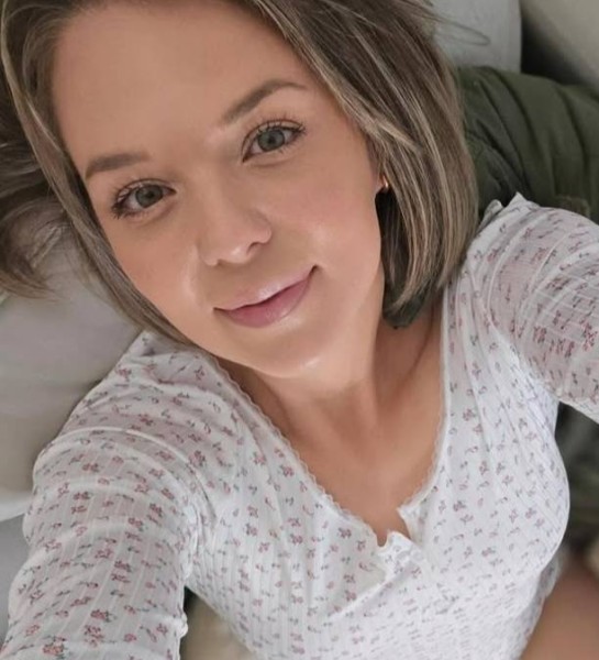 Mary, 29, Idhna