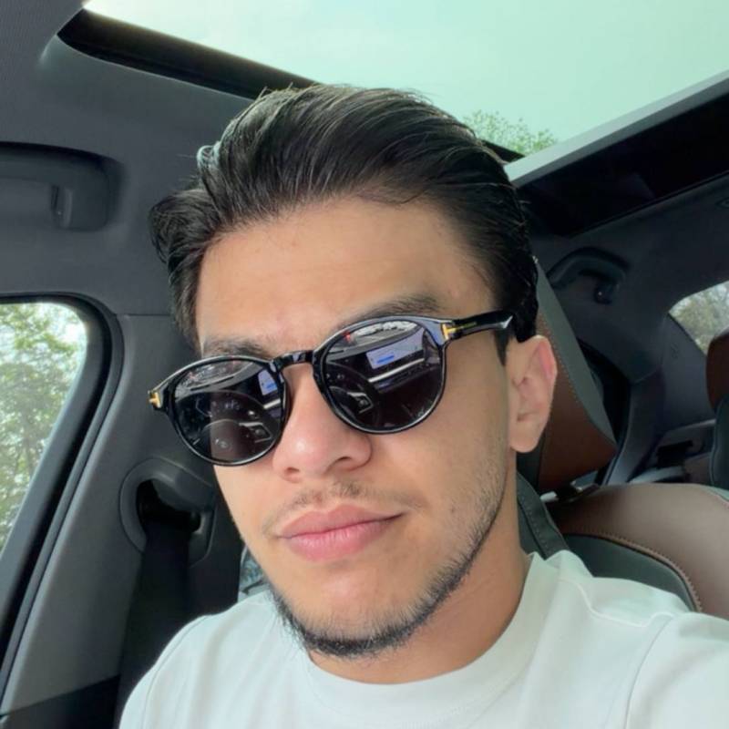 Hojiakbar, 26, Kolubara