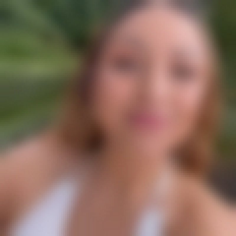 Jenny Edward, 27, France