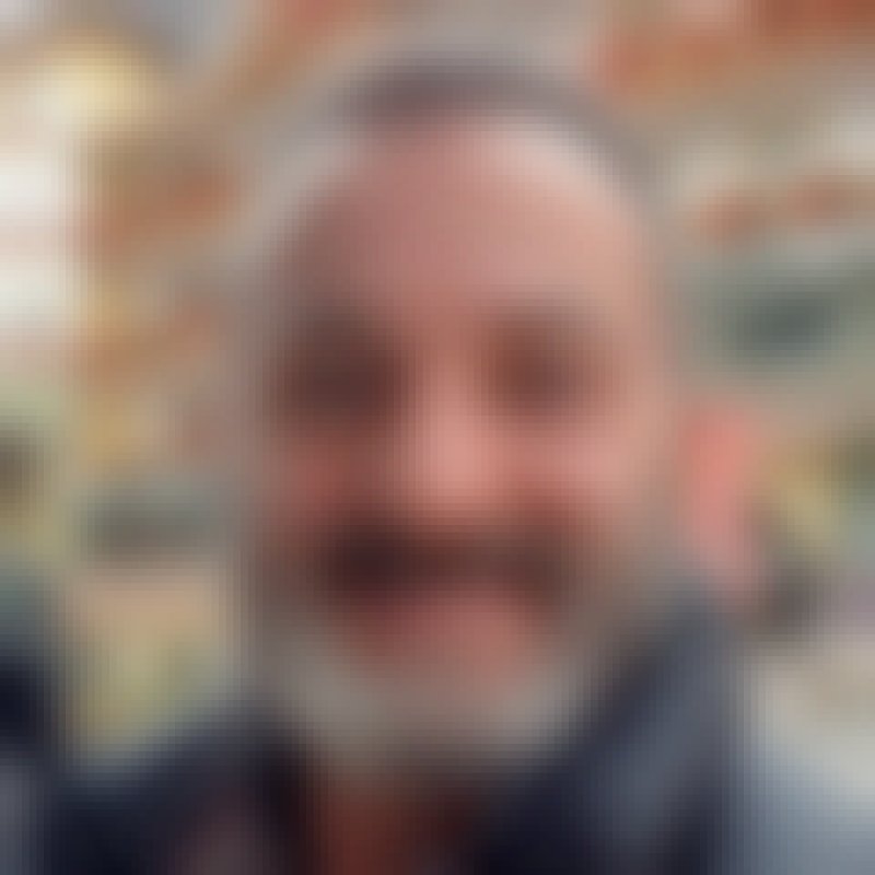 Clark, 61, Segovia