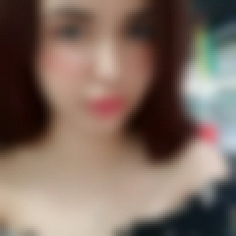 rebekah, 28, United Kingdom