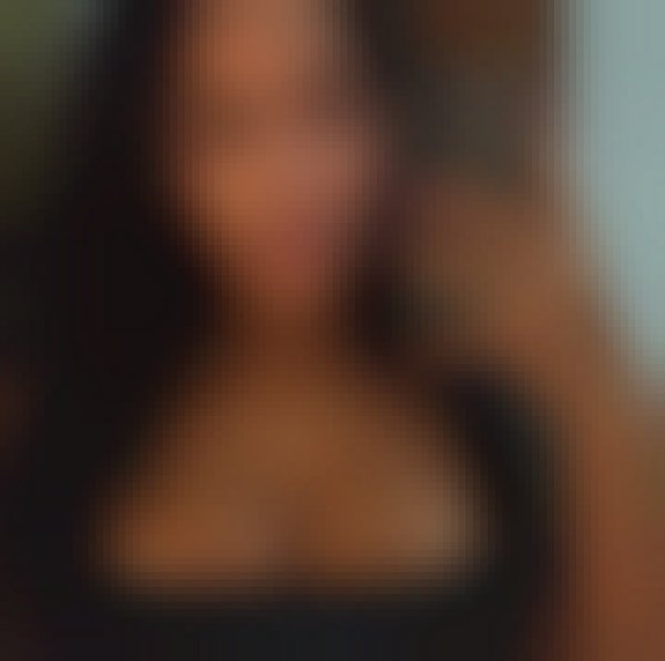 Gabriela, 24, Australia